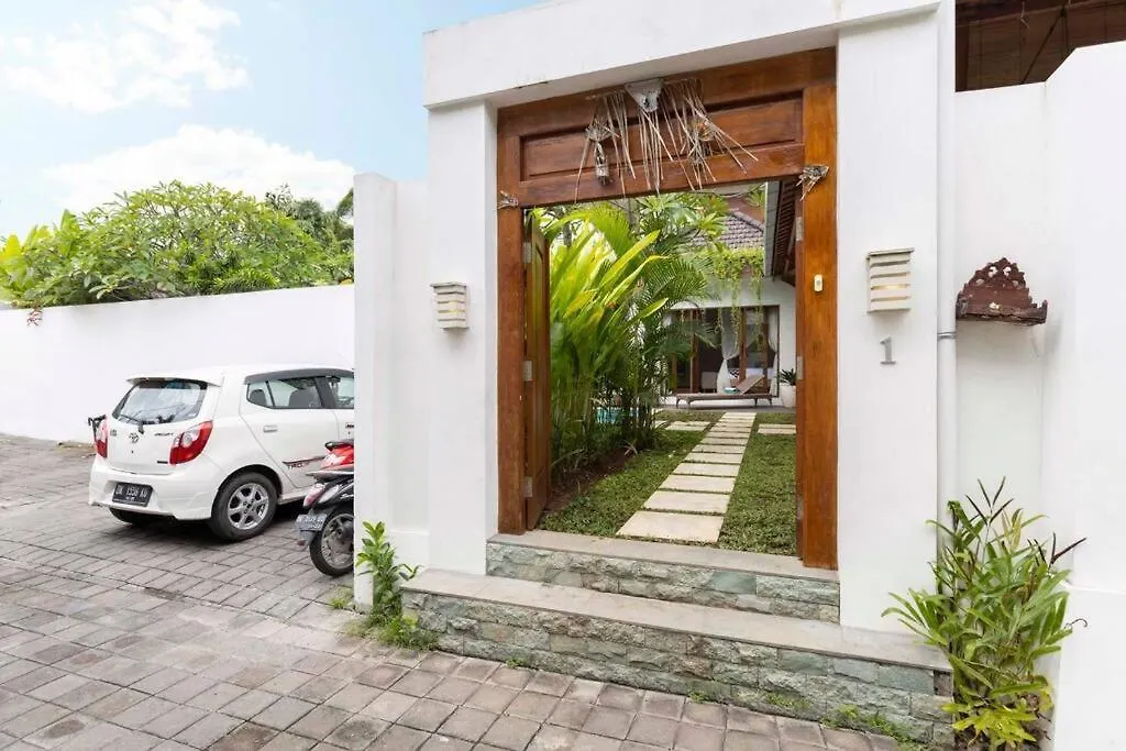 Elvano Villa In Heart Of Seminyak And Near Beach  Seminyak (Bali)