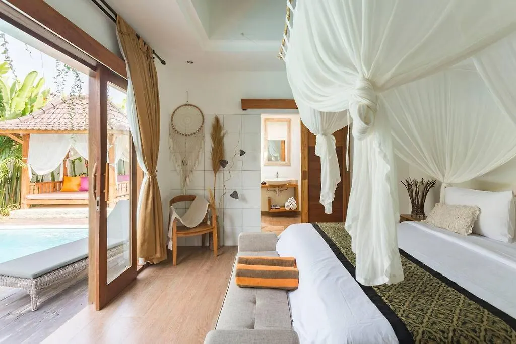 Elvano Villa In Heart Of Seminyak And Near Beach  Seminyak (Bali)