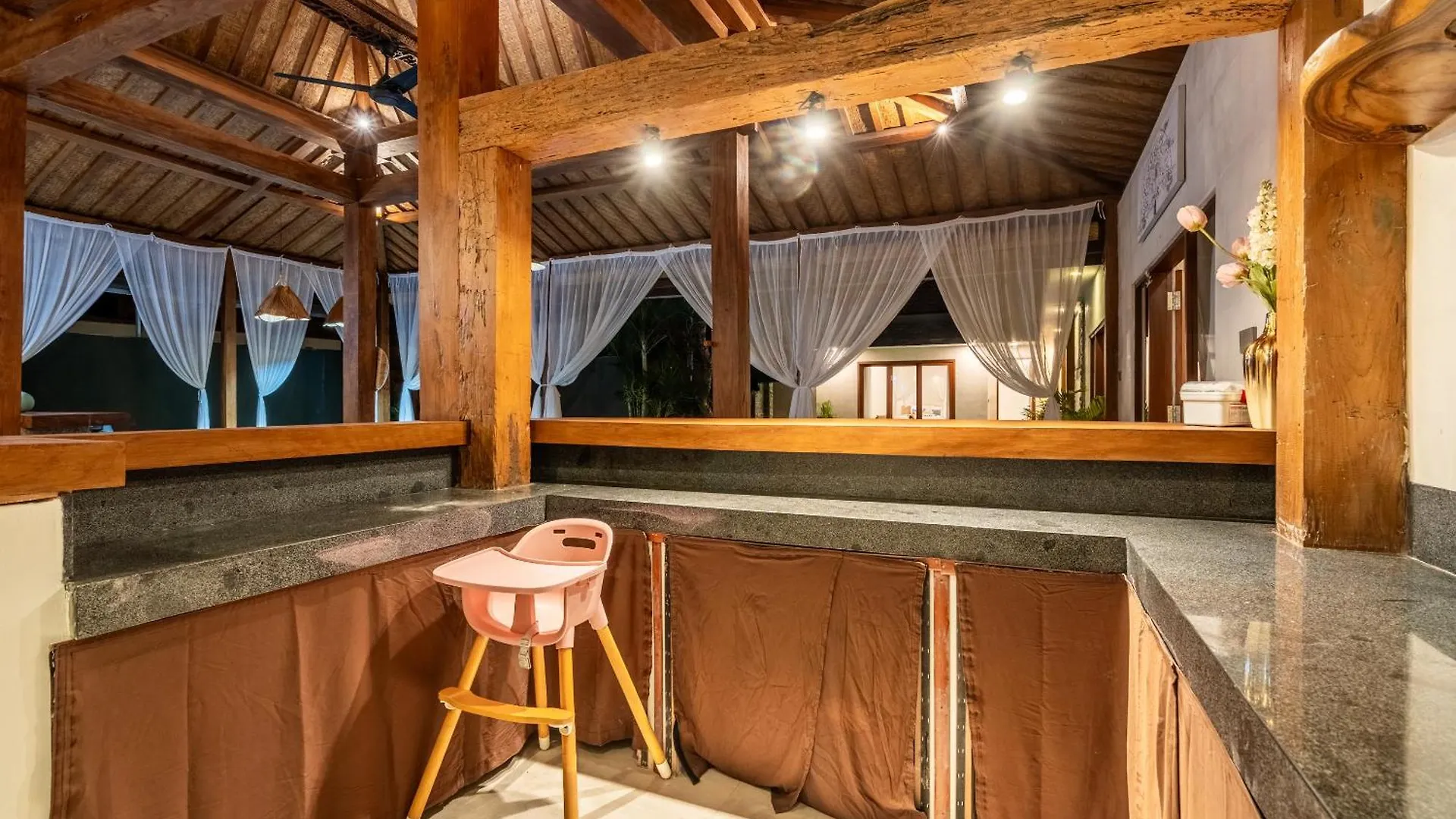 Elvano Villa In Heart Of Seminyak And Near Beach